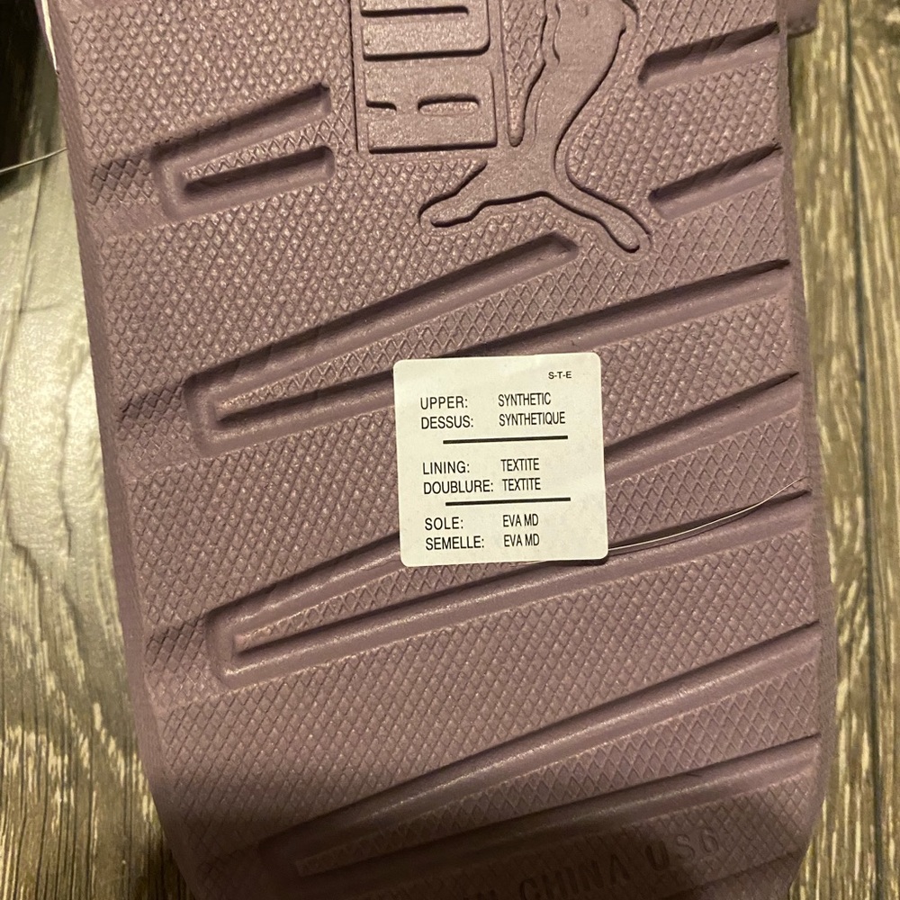 Puma slides - Picture 2 of 2